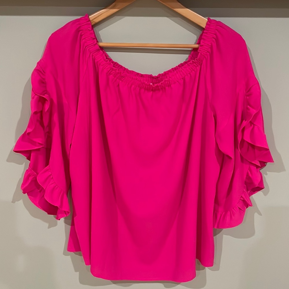 On/Off the shoulder blouse.